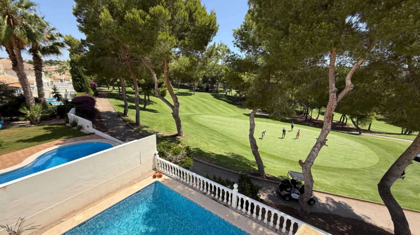Villa en venta en Orihuela