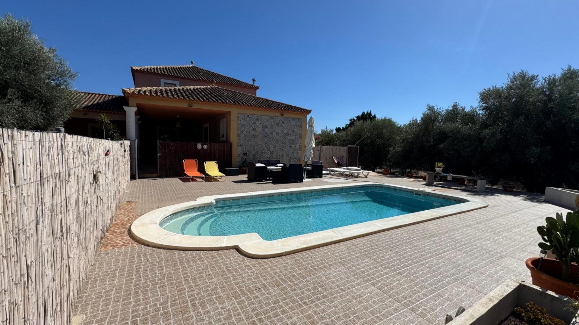 Casa de Campo en venta en Albatera