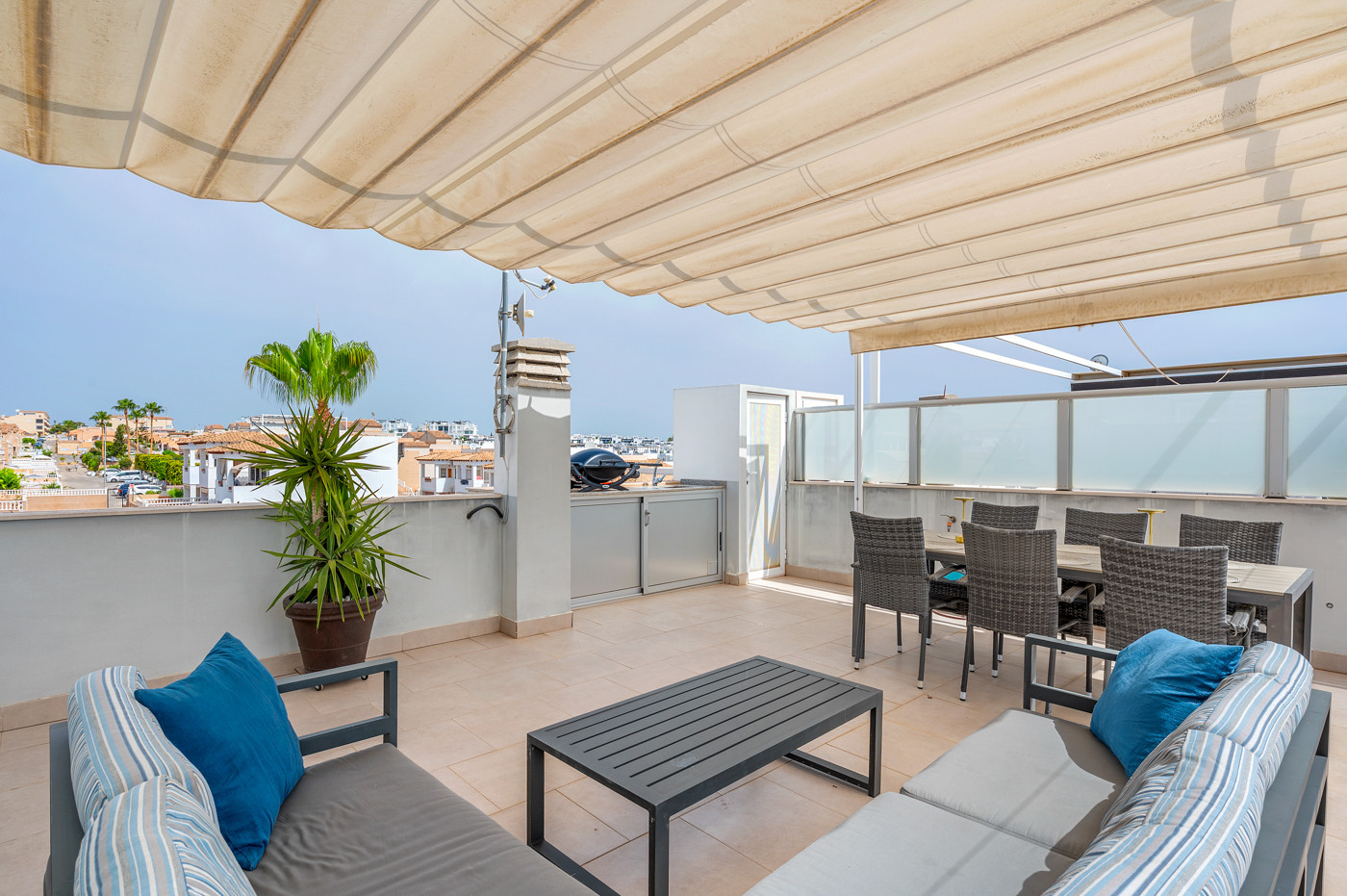 Bungalow for sale in Orihuela Costa, Alicante, Spain