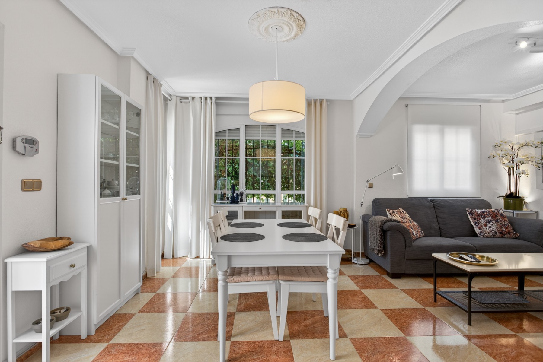 Villa en venta en Orihuela Costa