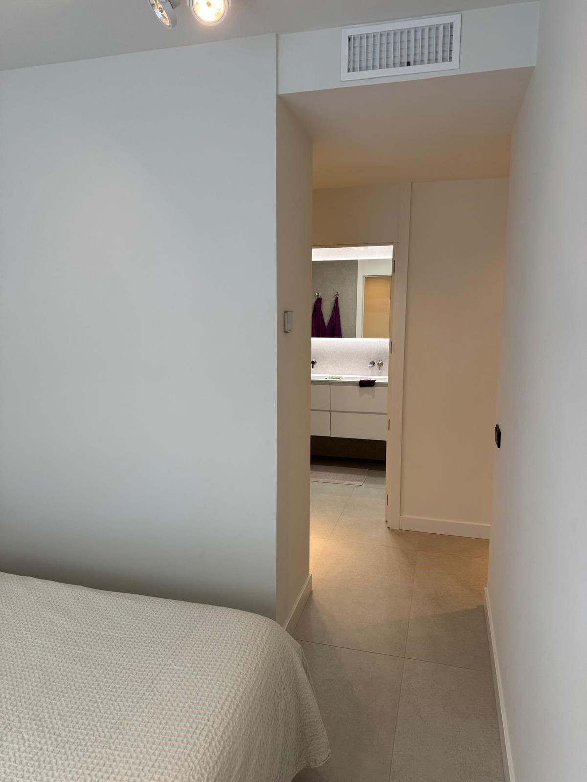 Apartment for sale in Altos De Los Monteros, Málaga, Spain