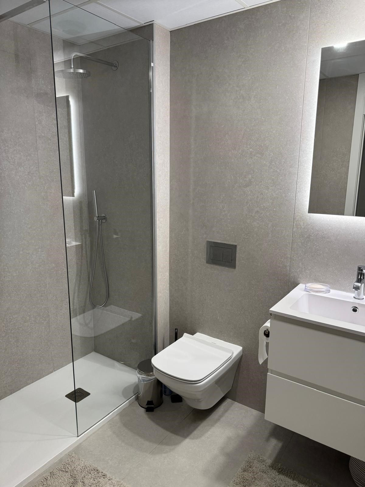 Apartment for sale in Altos De Los Monteros, Málaga, Spain