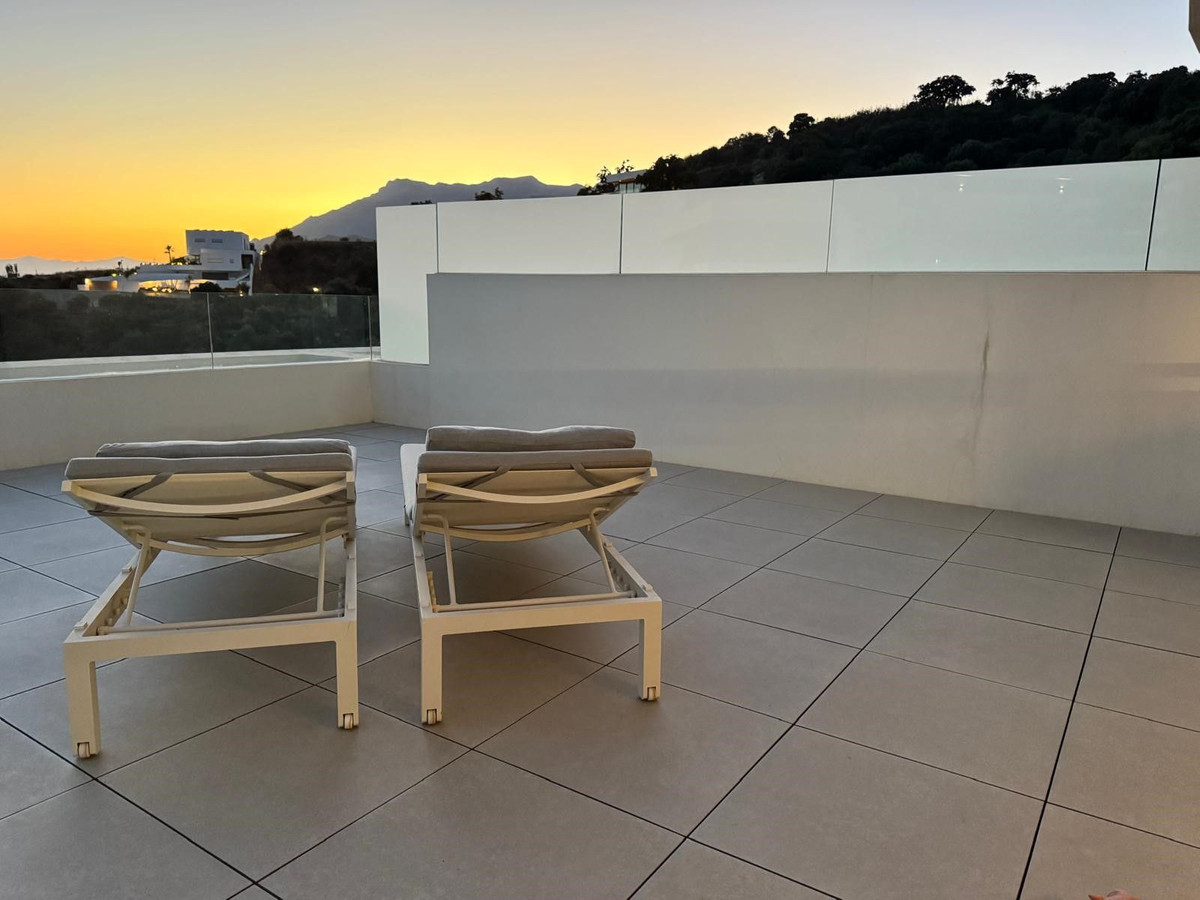 Apartment for sale in Altos De Los Monteros, Málaga, Spain