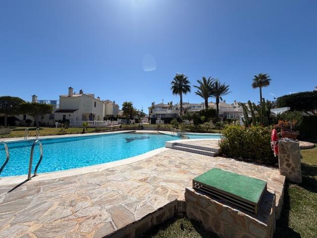 Bungalow for sale in Torrevieja, Alicante, Spain