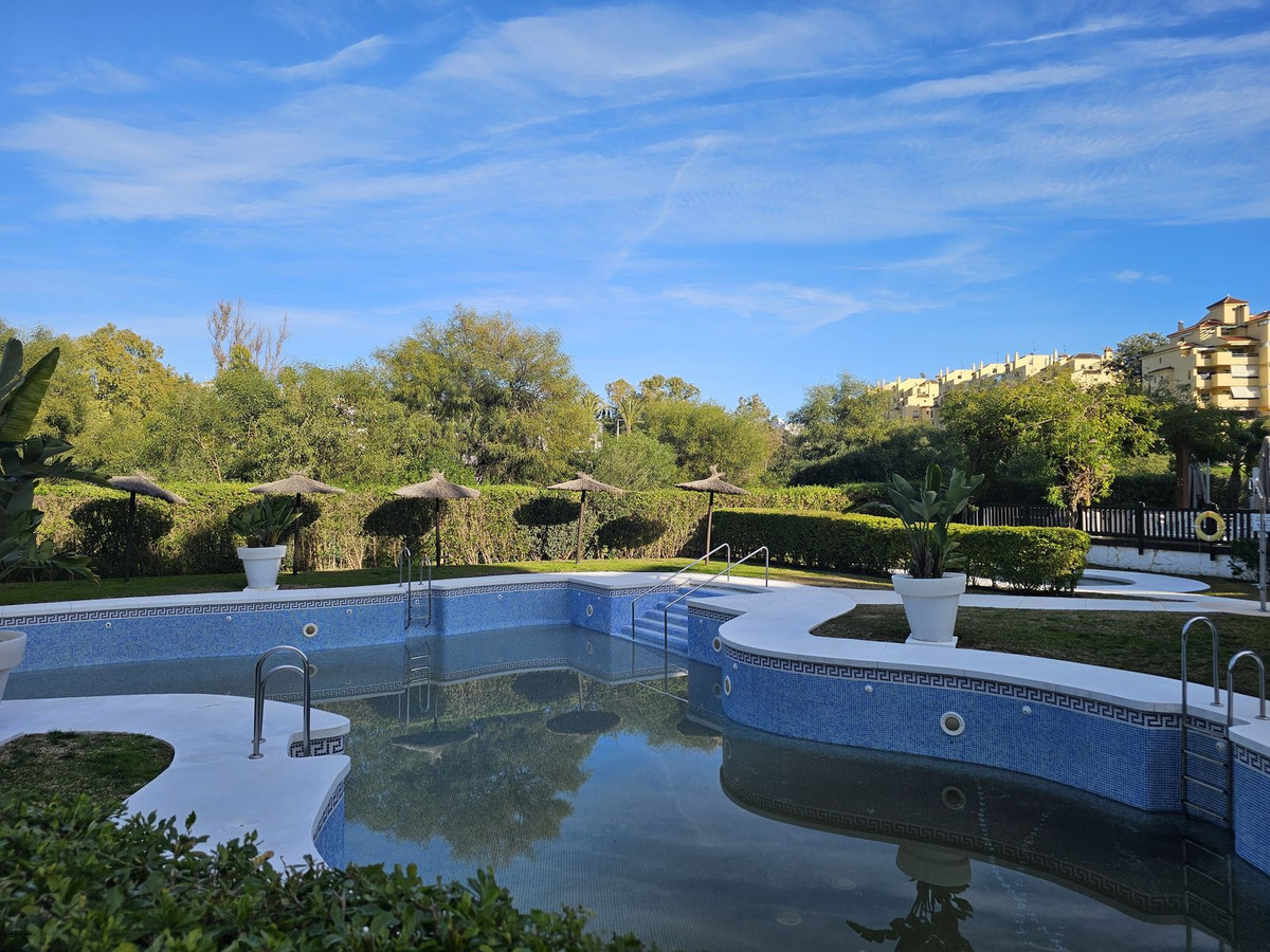 Apartment for sale in Selwo, Málaga, Spain