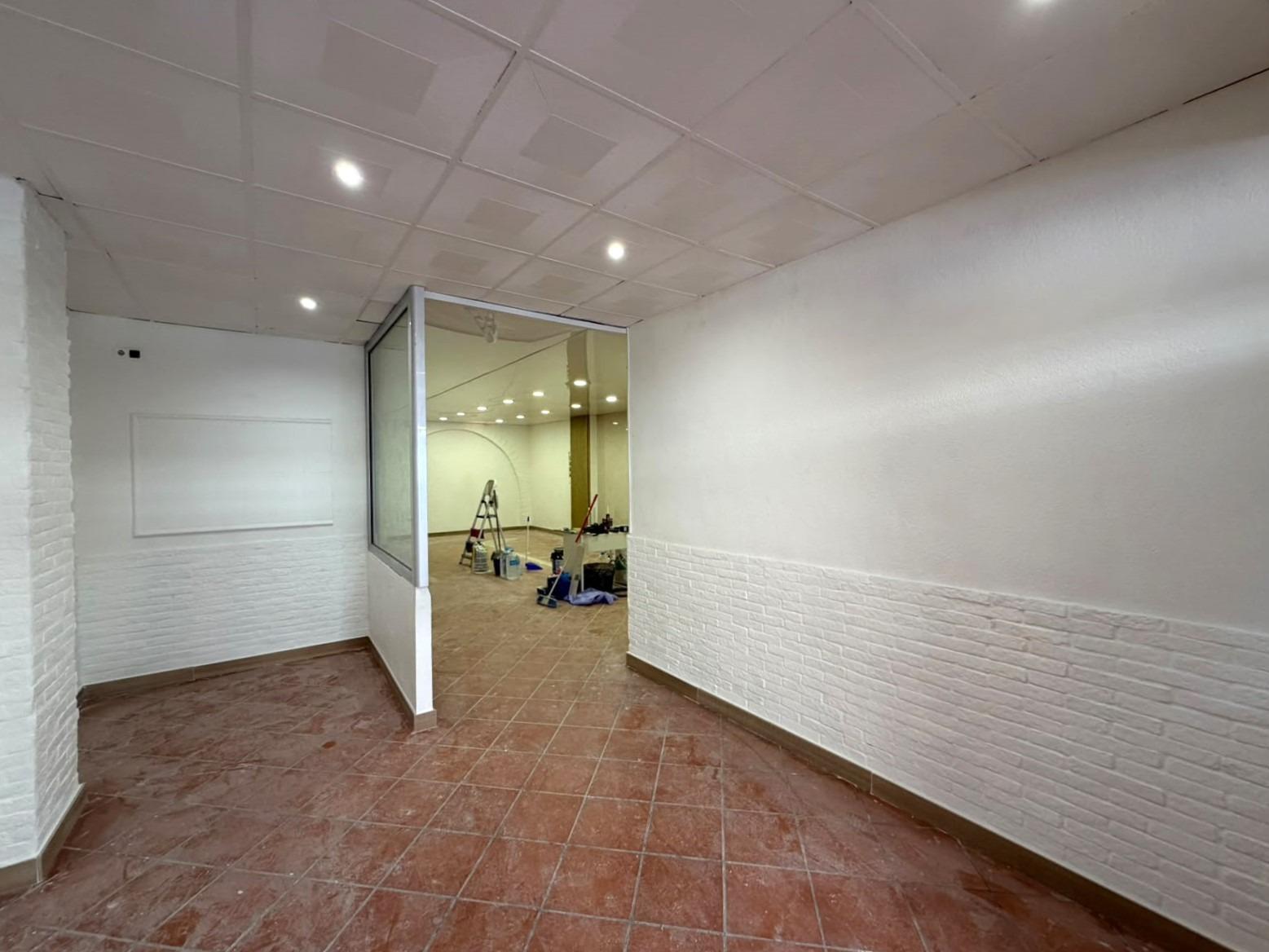 Commercial unit for sale in Torrevieja, Alicante, Spain