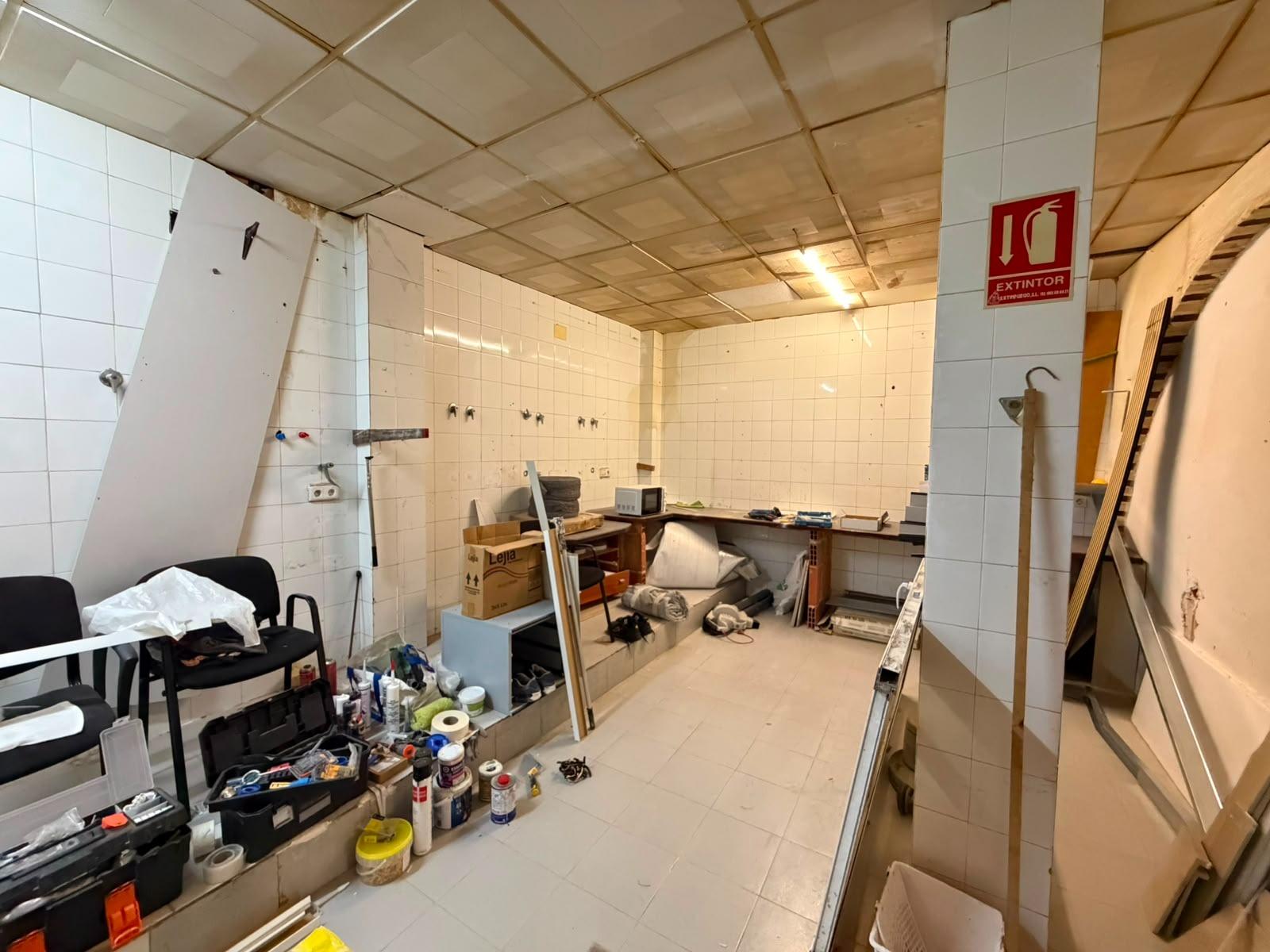 Commercial unit for sale in Torrevieja, Alicante, Spain