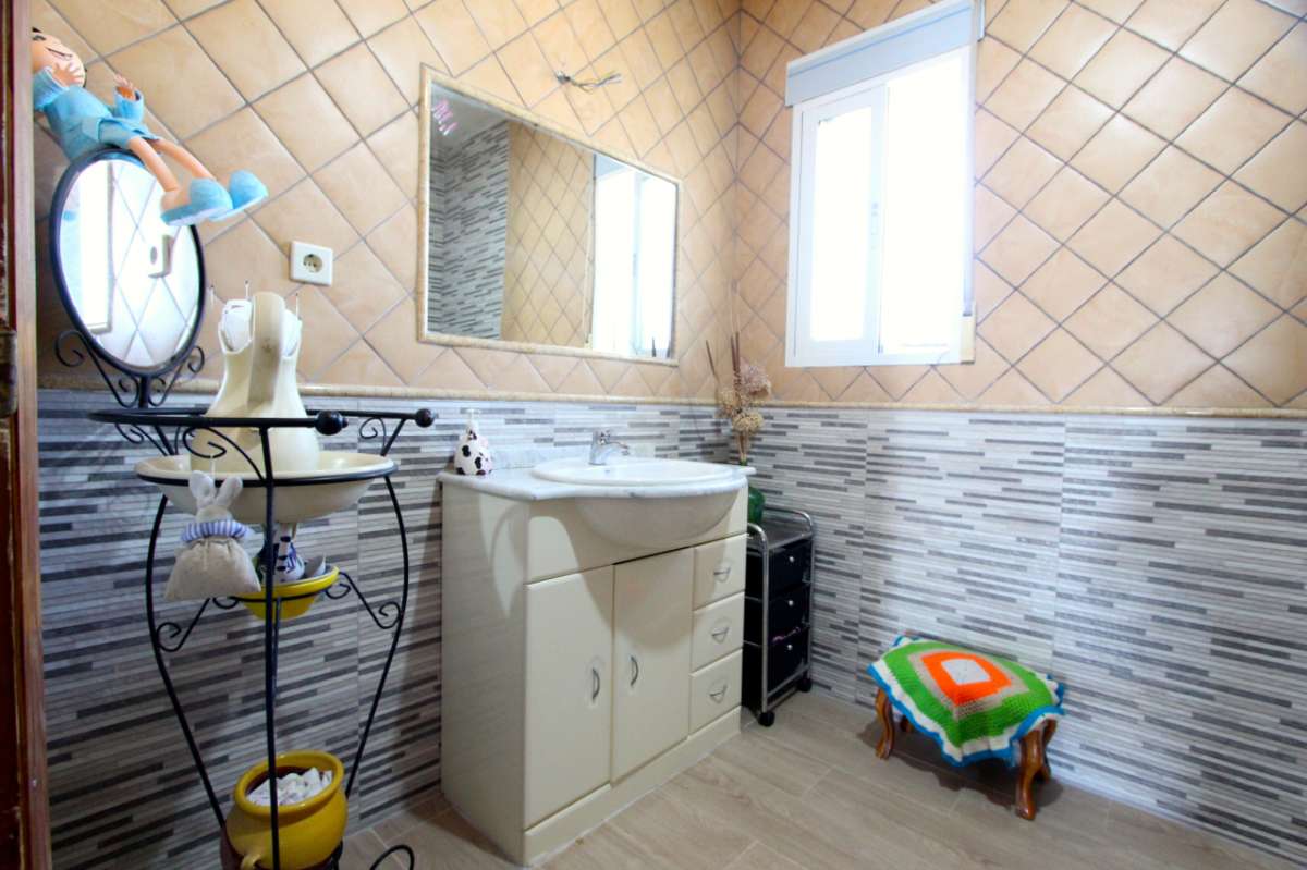 Villa en venta en Albudeite