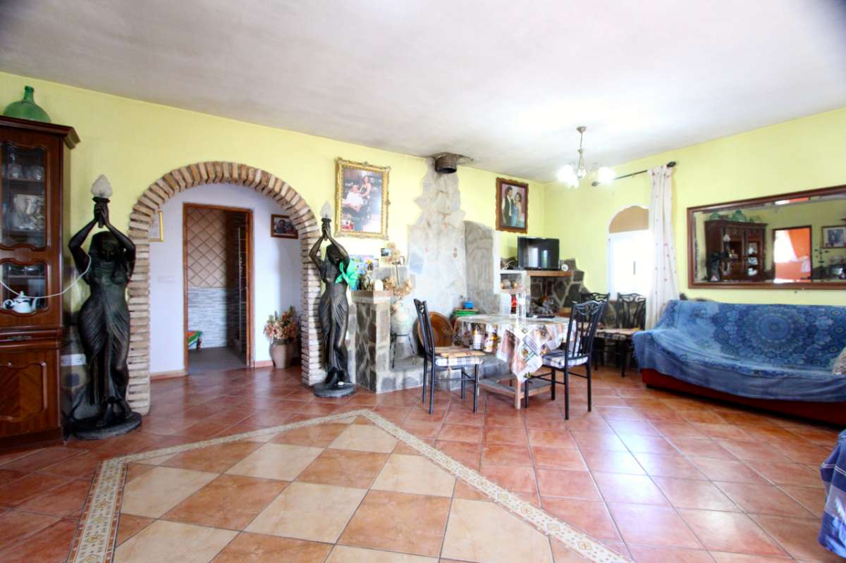 Villa en venta en Albudeite