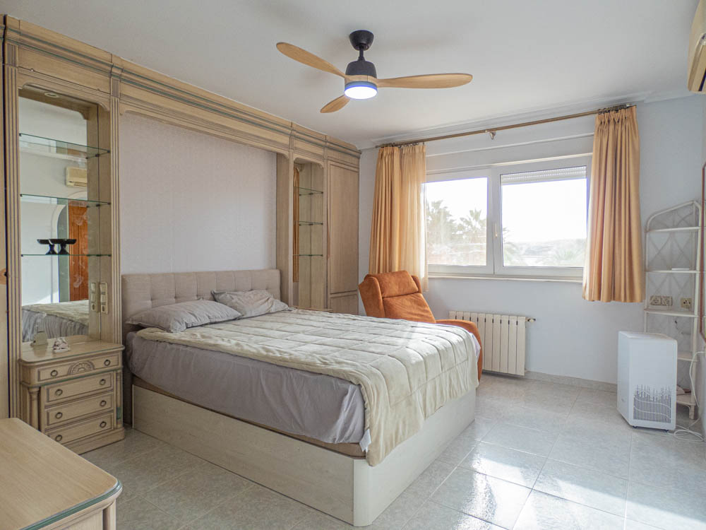 Villa en venta en San Miguel De Salinas