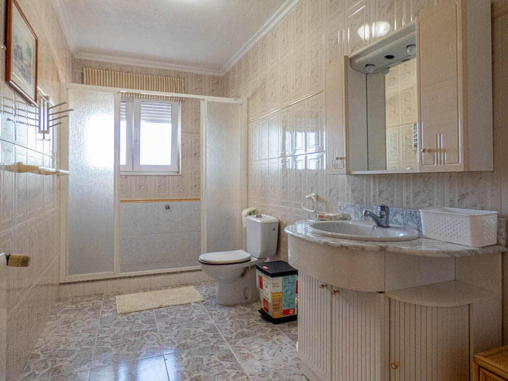 Villa en venta en San Miguel De Salinas
