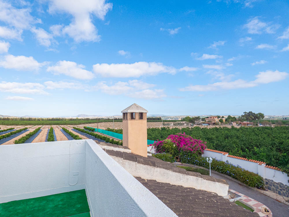 Villa en venta en San Miguel De Salinas