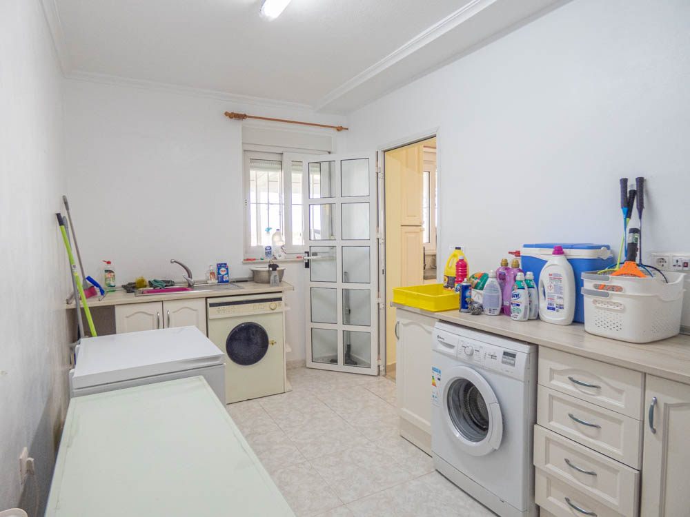 Villa en venta en San Miguel De Salinas