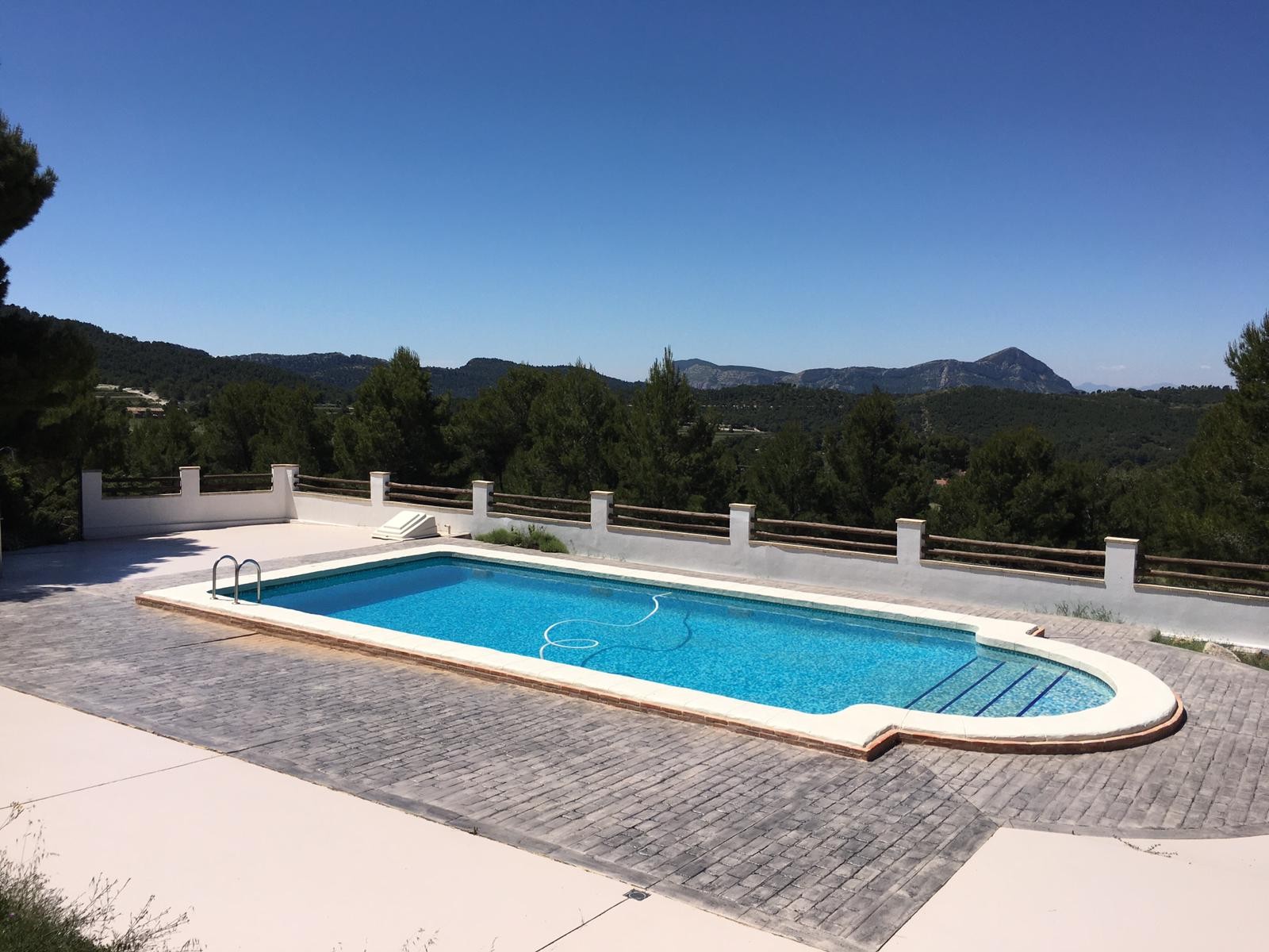 Villa for sale in Castalla, Alicante, Spain