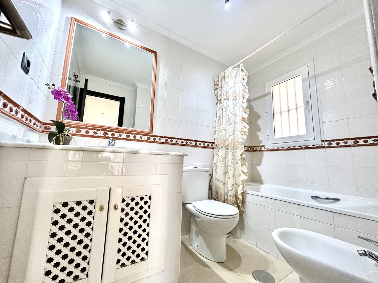 Apartment for sale in Villamartin, Alicante, Spain