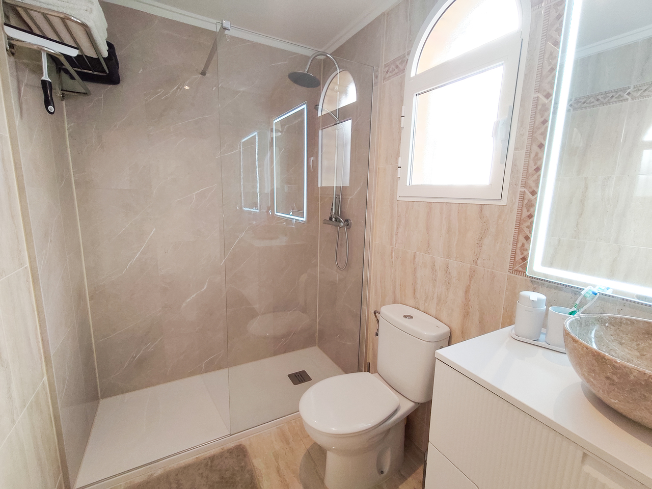 Apartment for sale in Villamartin, Alicante, Spain