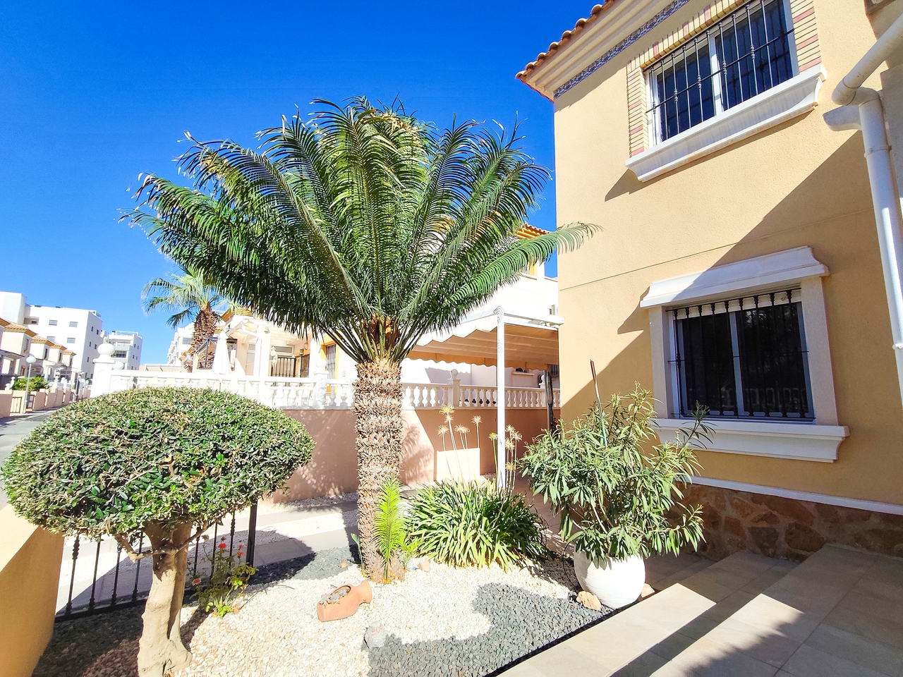 Apartment for sale in Villamartin, Alicante, Spain