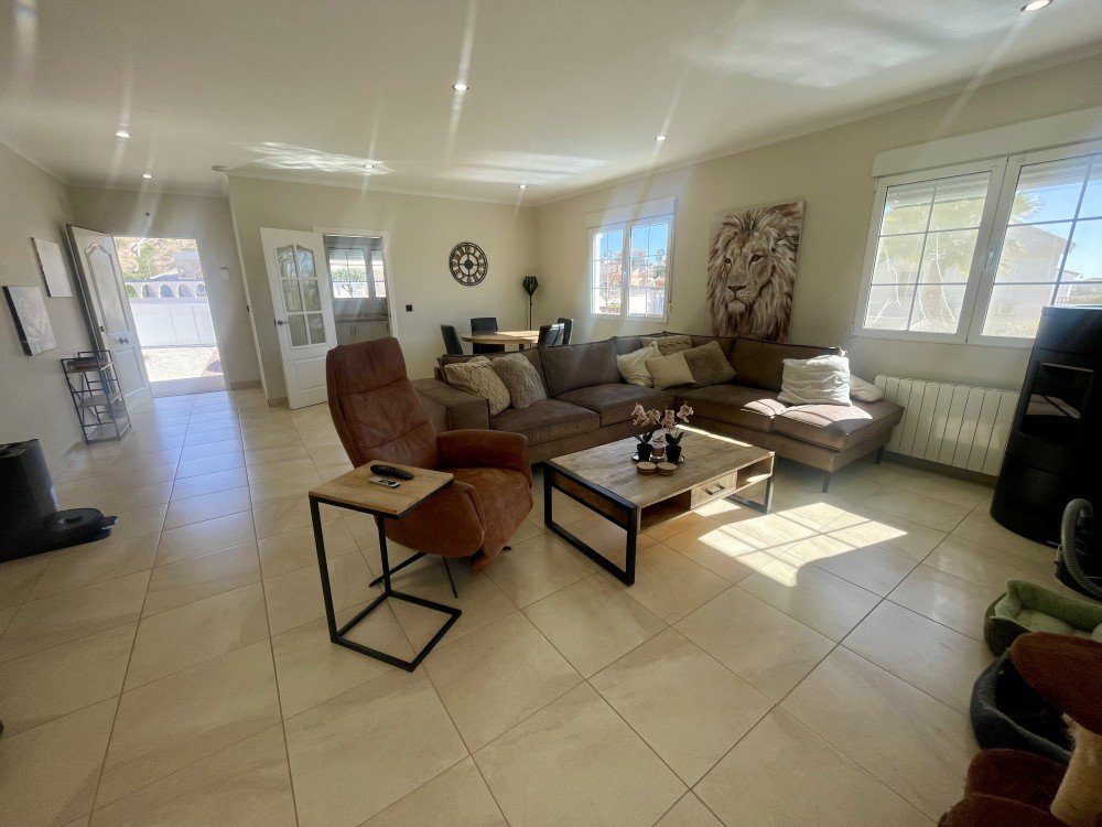 Villa en venta en Urb La Marina