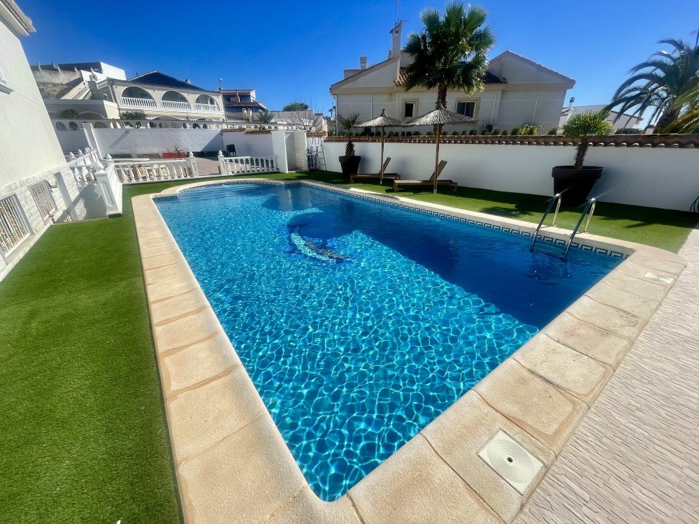 Villa en venta en Urb La Marina