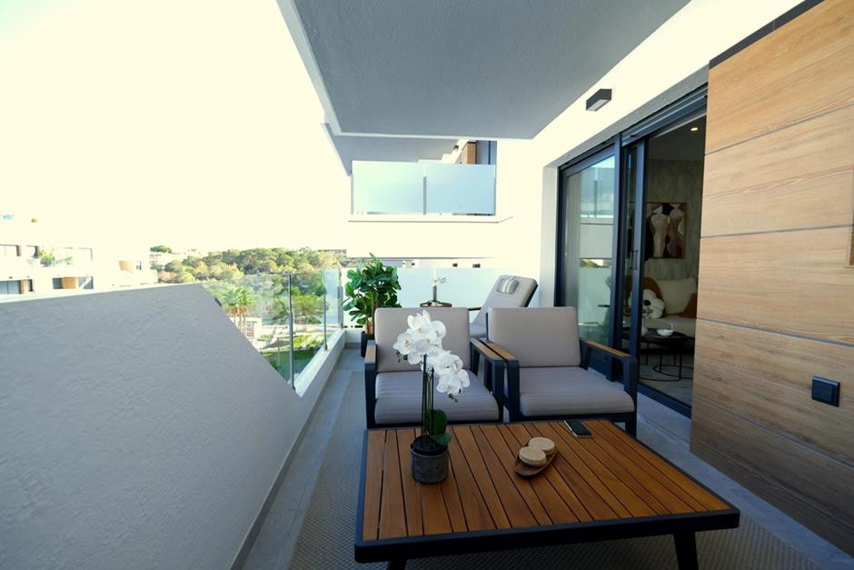 Apartment for sale in Villamartin, Alicante, Spain