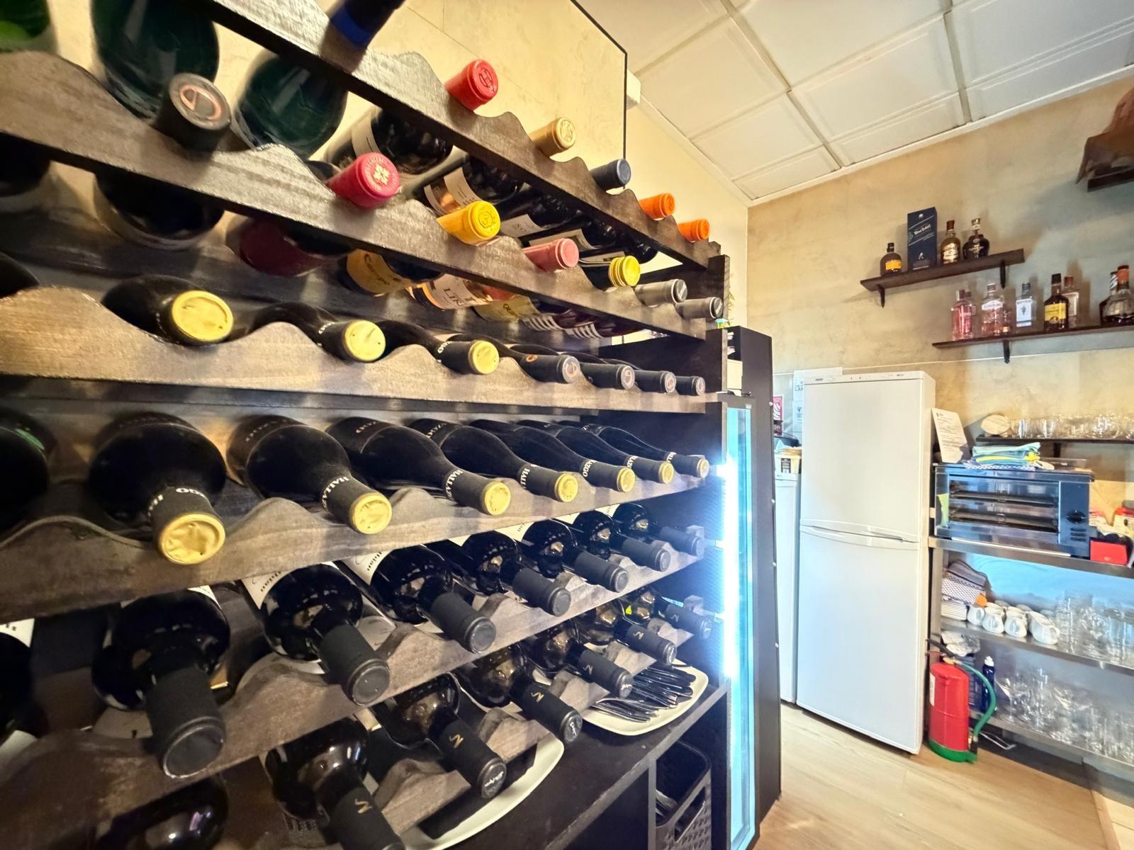 Commercial unit for sale in Torrevieja, Alicante, Spain