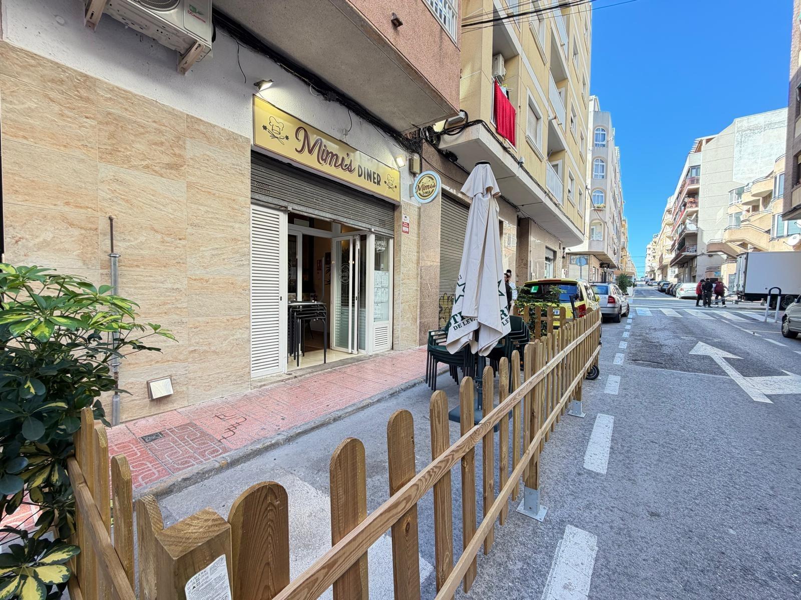 Commercial unit for sale in Torrevieja, Alicante, Spain
