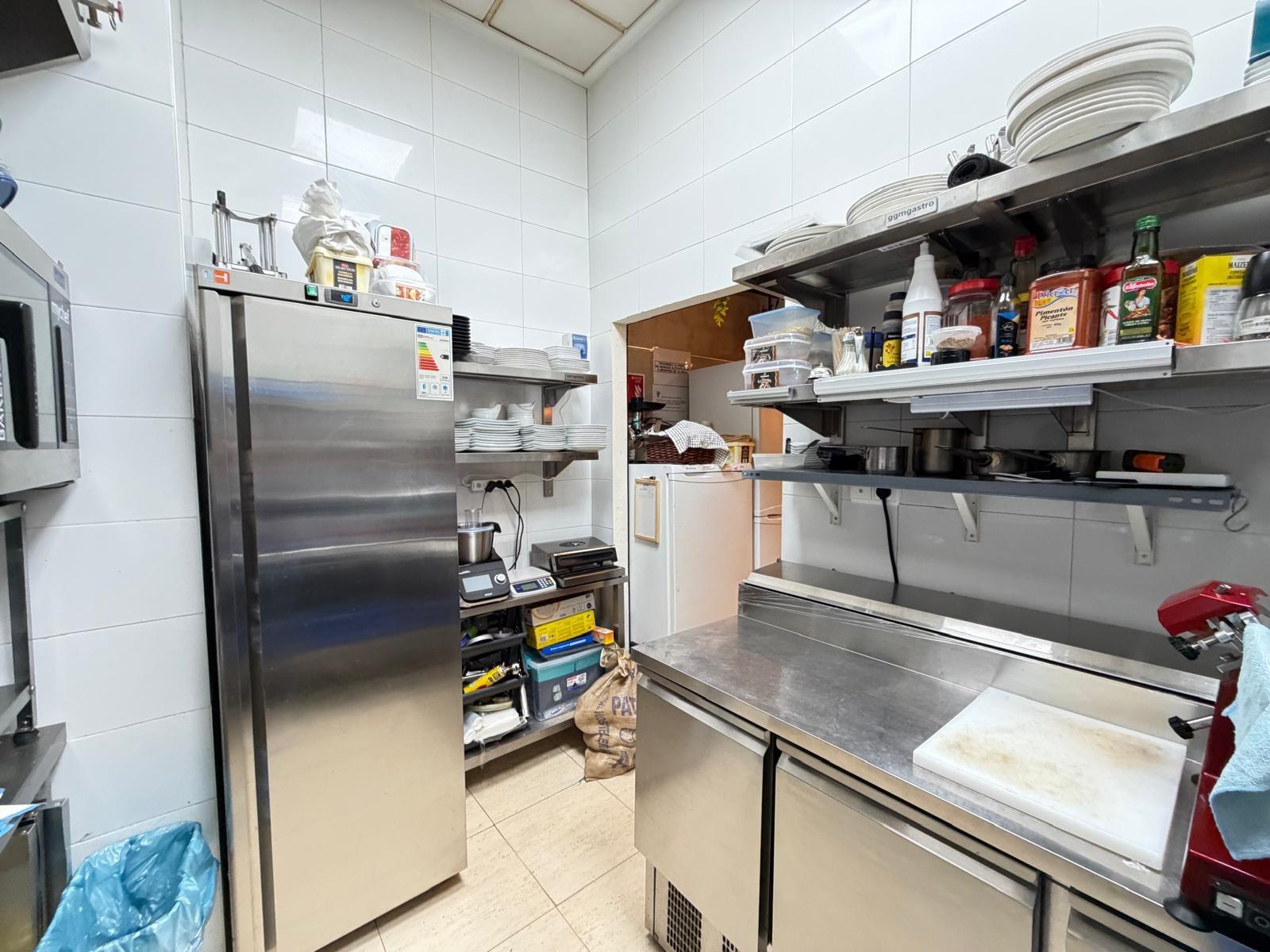 Commercial unit for sale in Torrevieja, Alicante, Spain