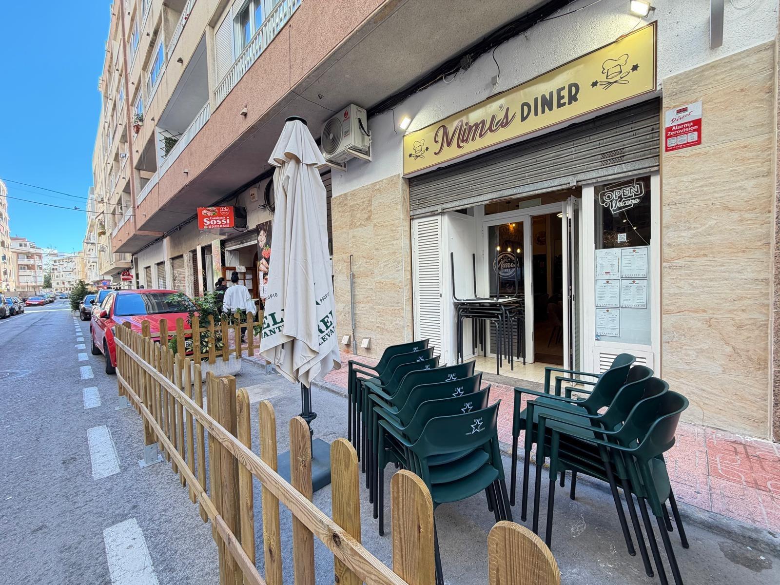 Commercial unit for sale in Torrevieja, Alicante, Spain