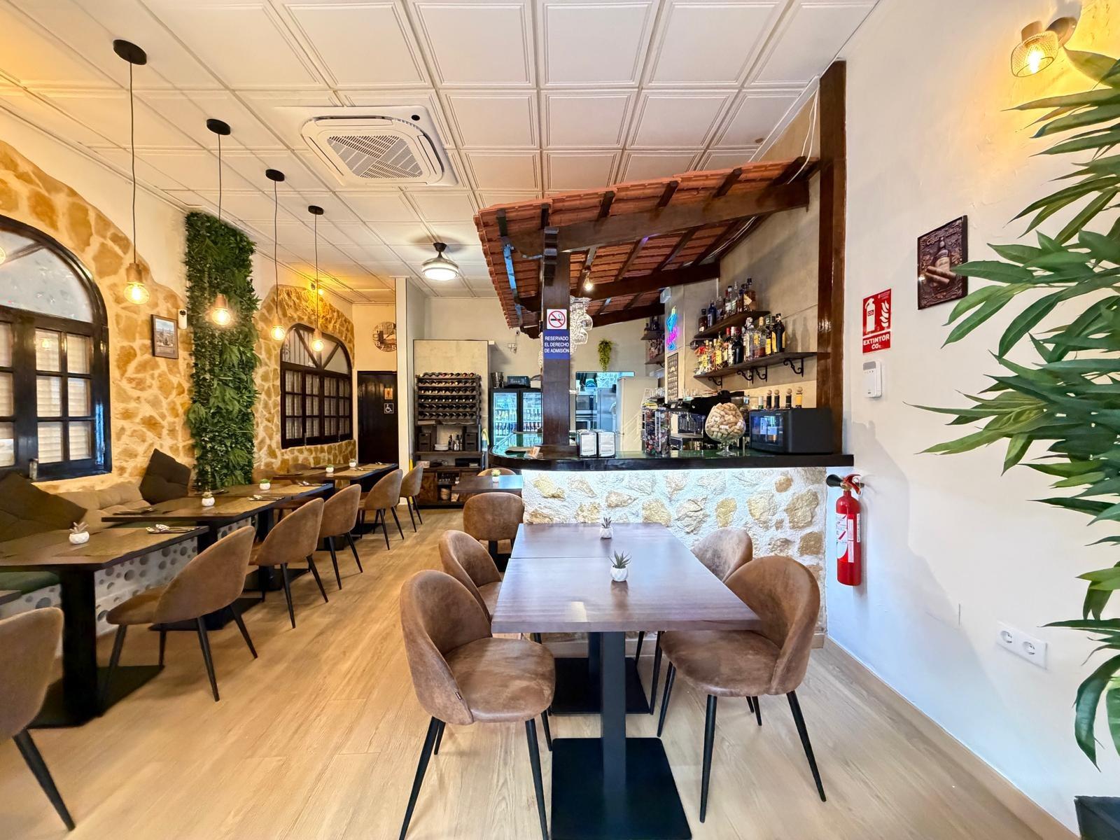 Commercial unit for sale in Torrevieja, Alicante, Spain