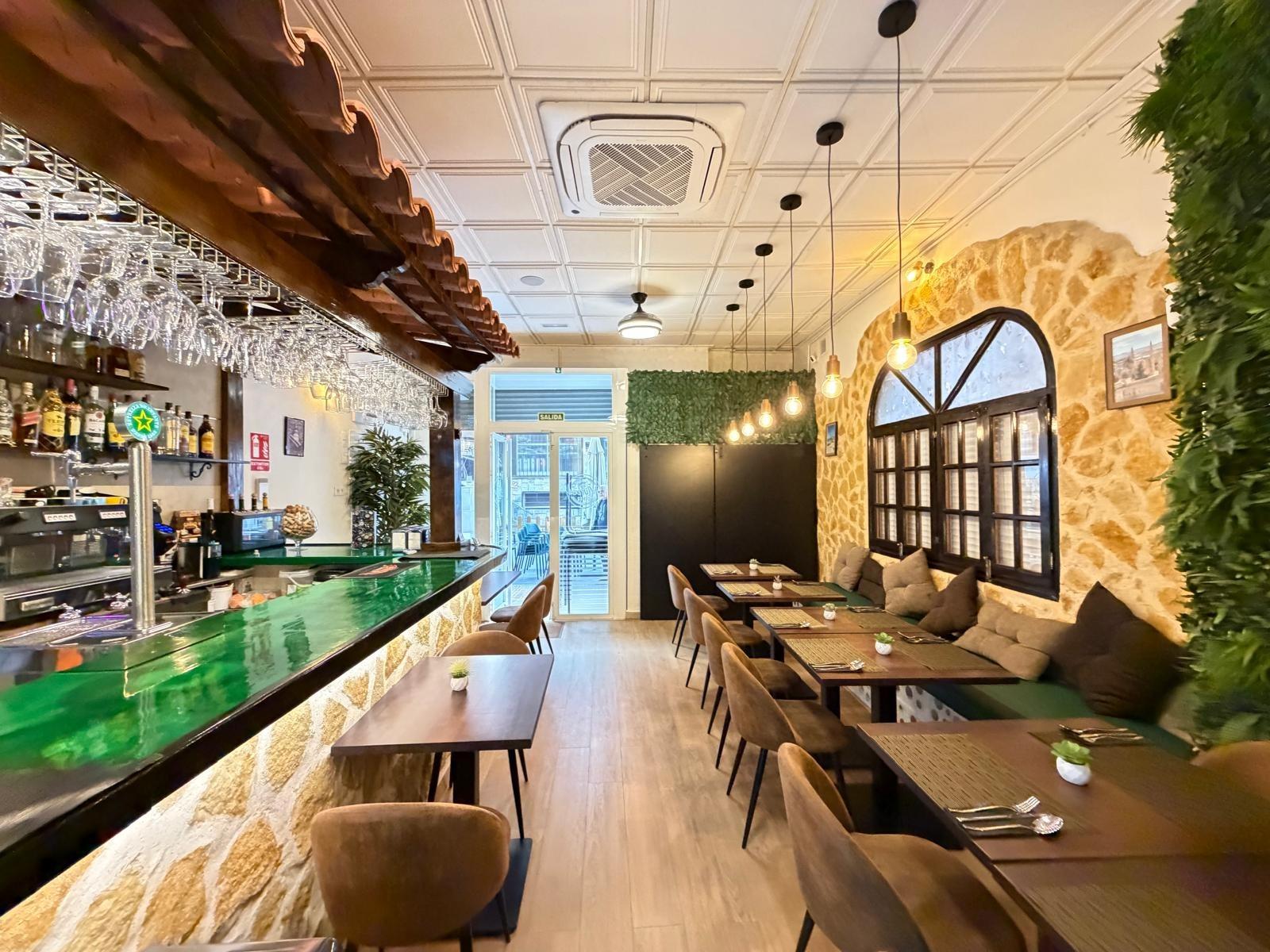 Commercial unit for sale in Torrevieja, Alicante, Spain