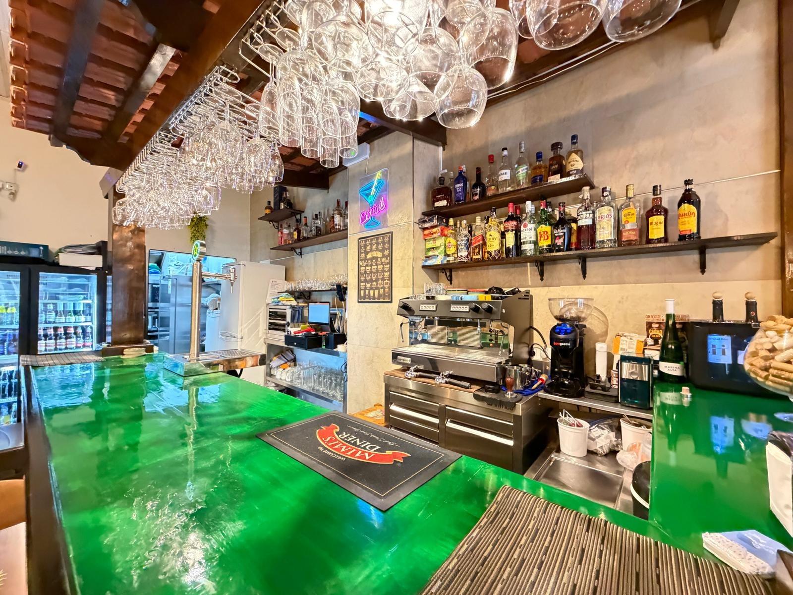 Commercial unit for sale in Torrevieja, Alicante, Spain