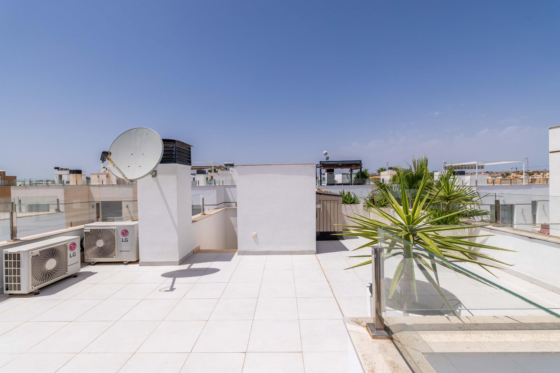 Villa en venta en Rojales