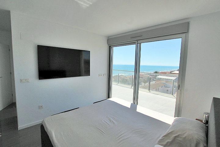 Penthouse for sale in Guardamar Del Segura, Alicante, Spain
