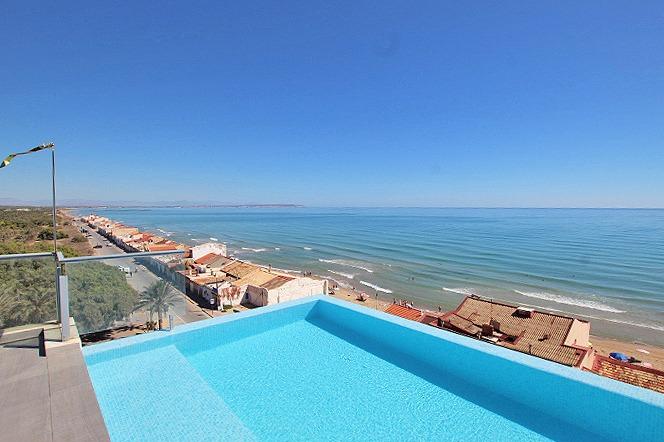 Penthouse for sale in Guardamar Del Segura, Alicante, Spain