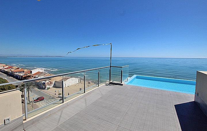 Penthouse for sale in Guardamar Del Segura, Alicante, Spain