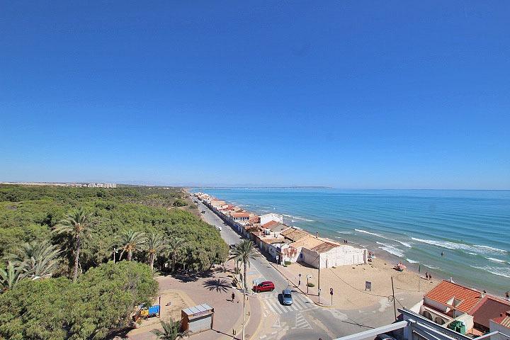 Penthouse for sale in Guardamar Del Segura, Alicante, Spain