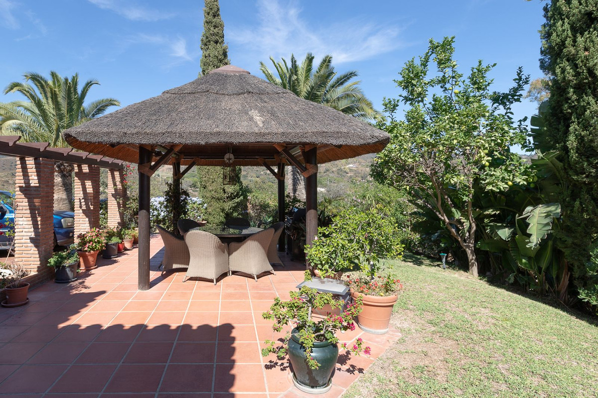 Villa for sale in Elviria, Málaga, Spain