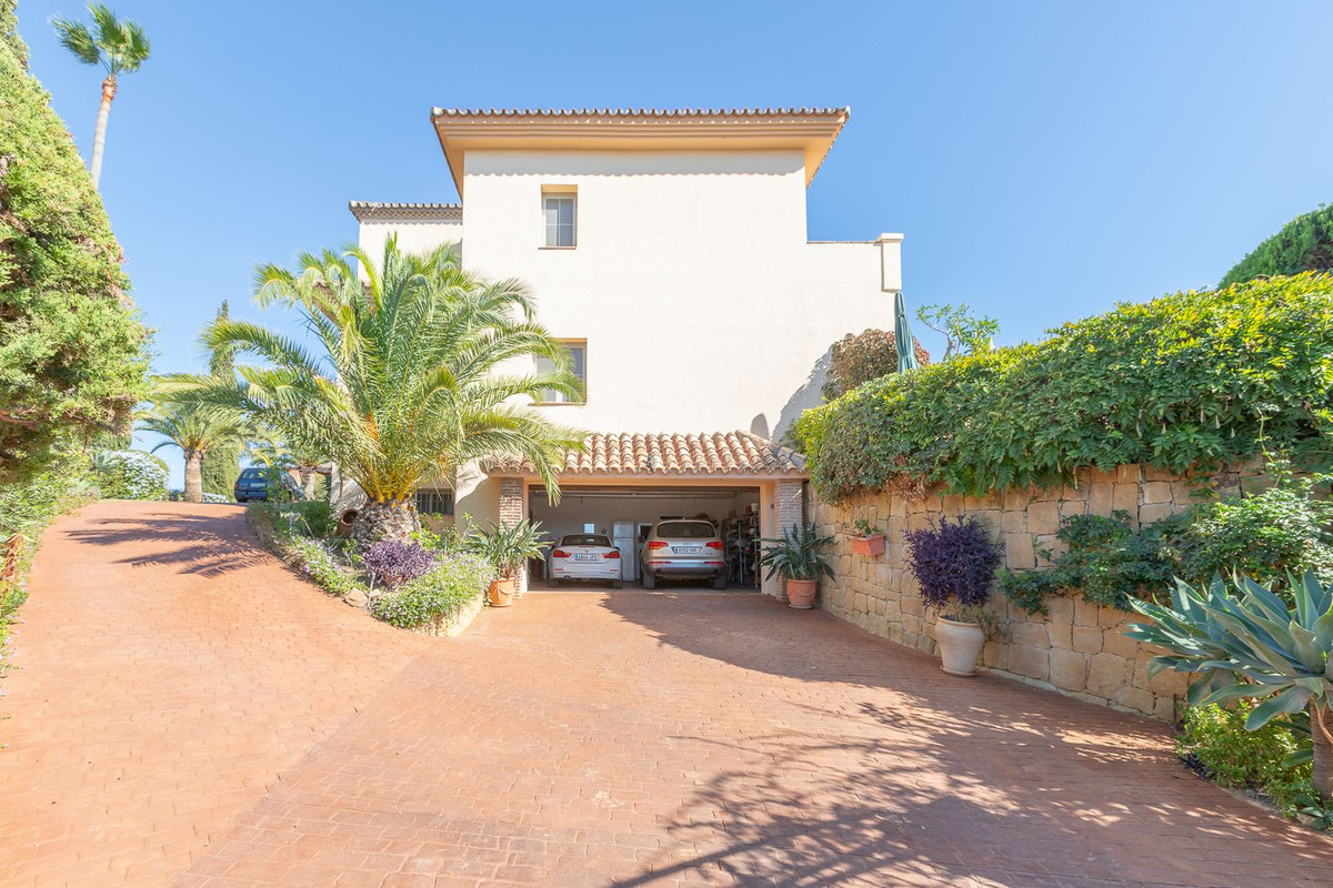 Villa for sale in Elviria, Málaga, Spain