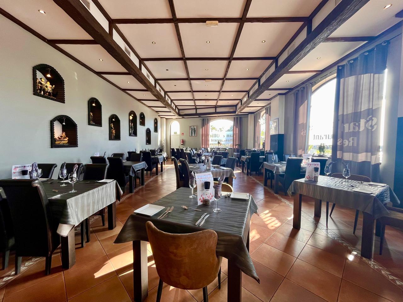 Commercial unit for sale in Guardamar Del Segura, Alicante, Spain