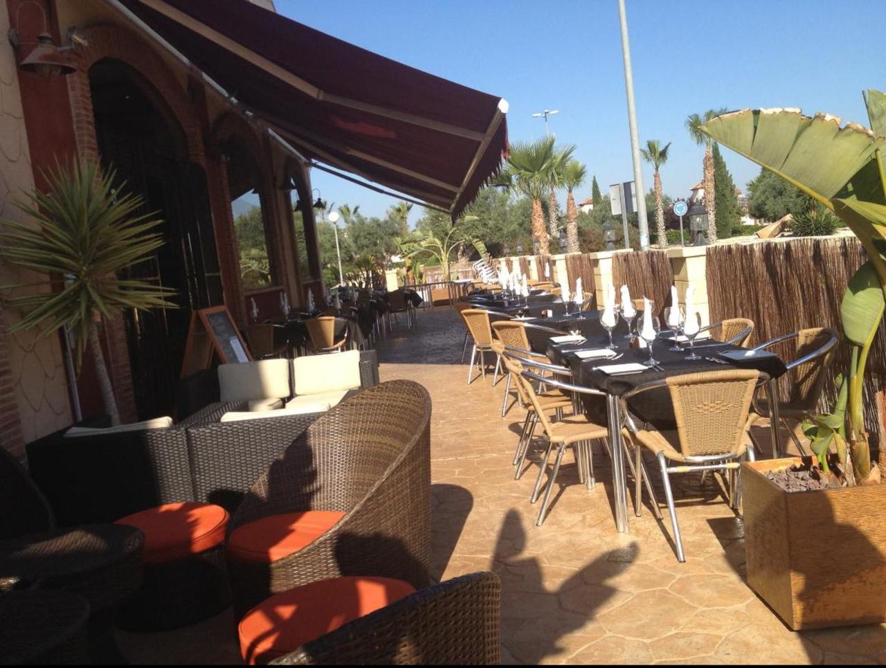 Commercial unit for sale in Guardamar Del Segura, Alicante, Spain