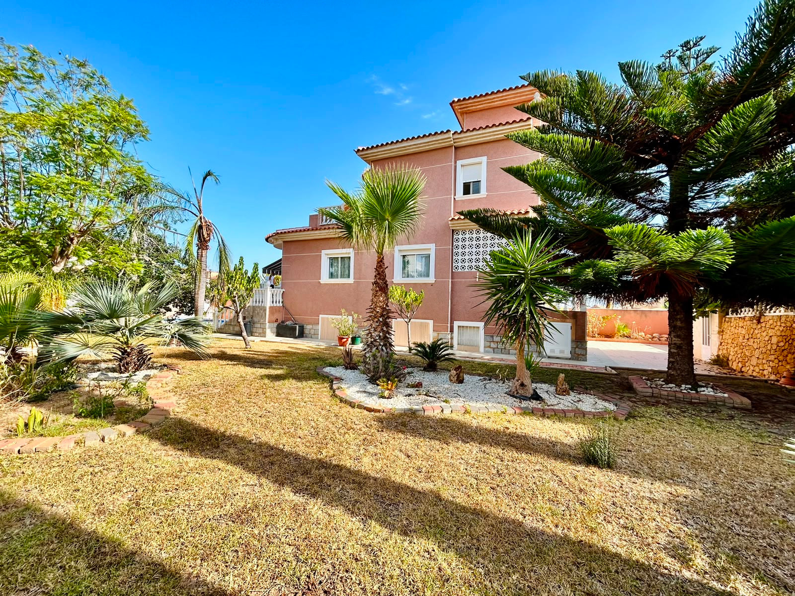Villa for sale in Orihuela, Alicante, Spain