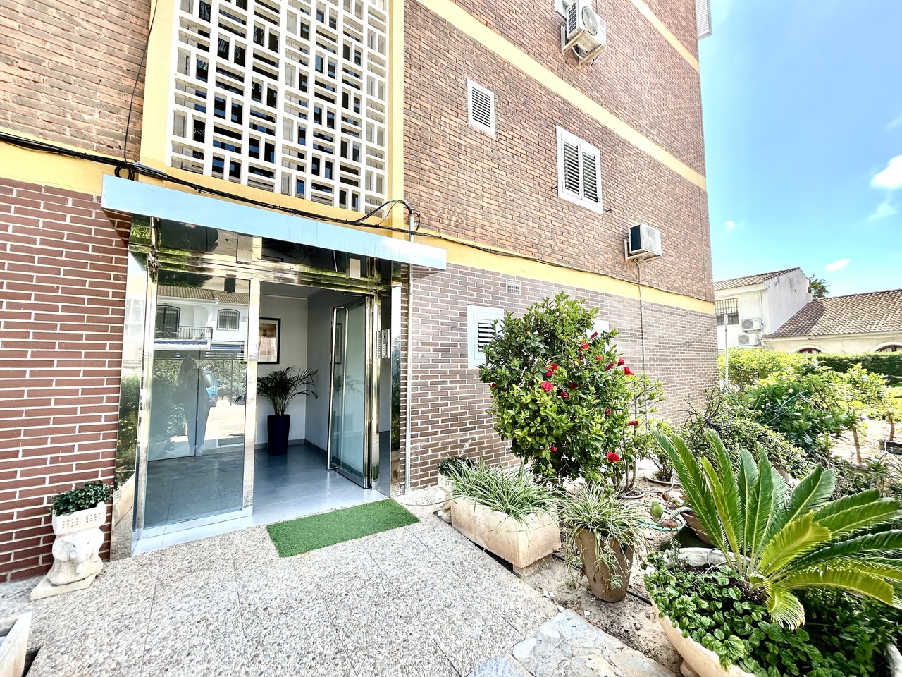 Apartment for sale in La Zenia, Alicante, Spain