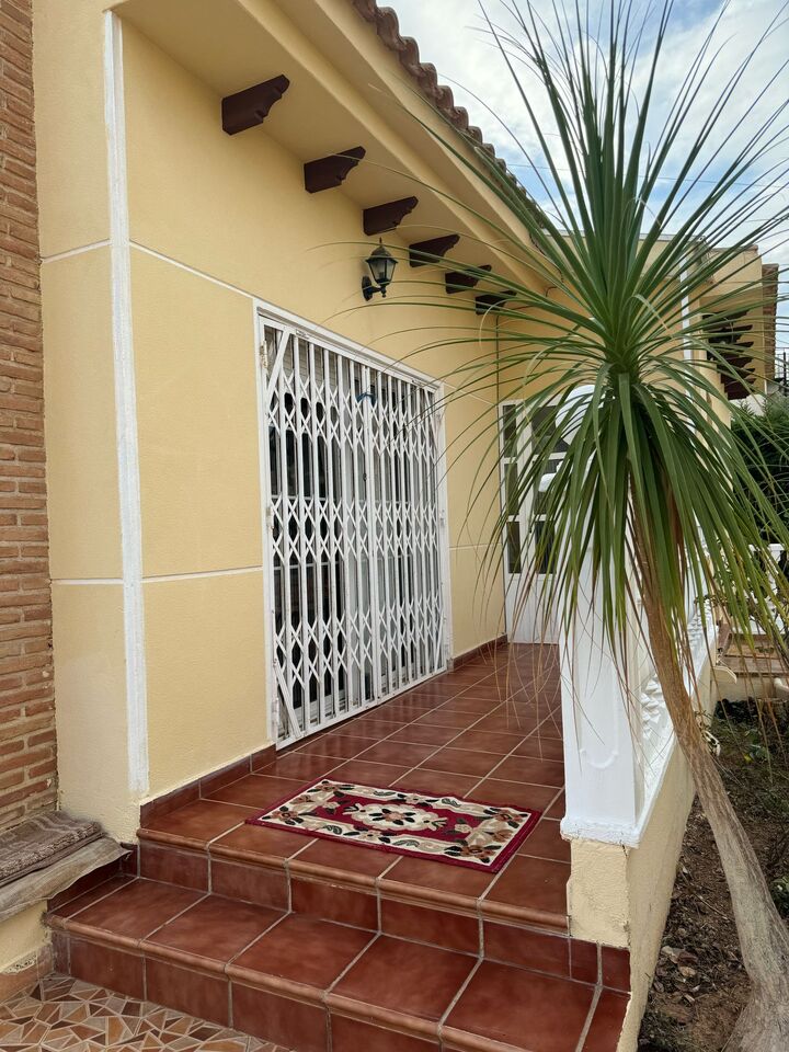 Villa for sale in Playa Flamenca, Alicante, Spain
