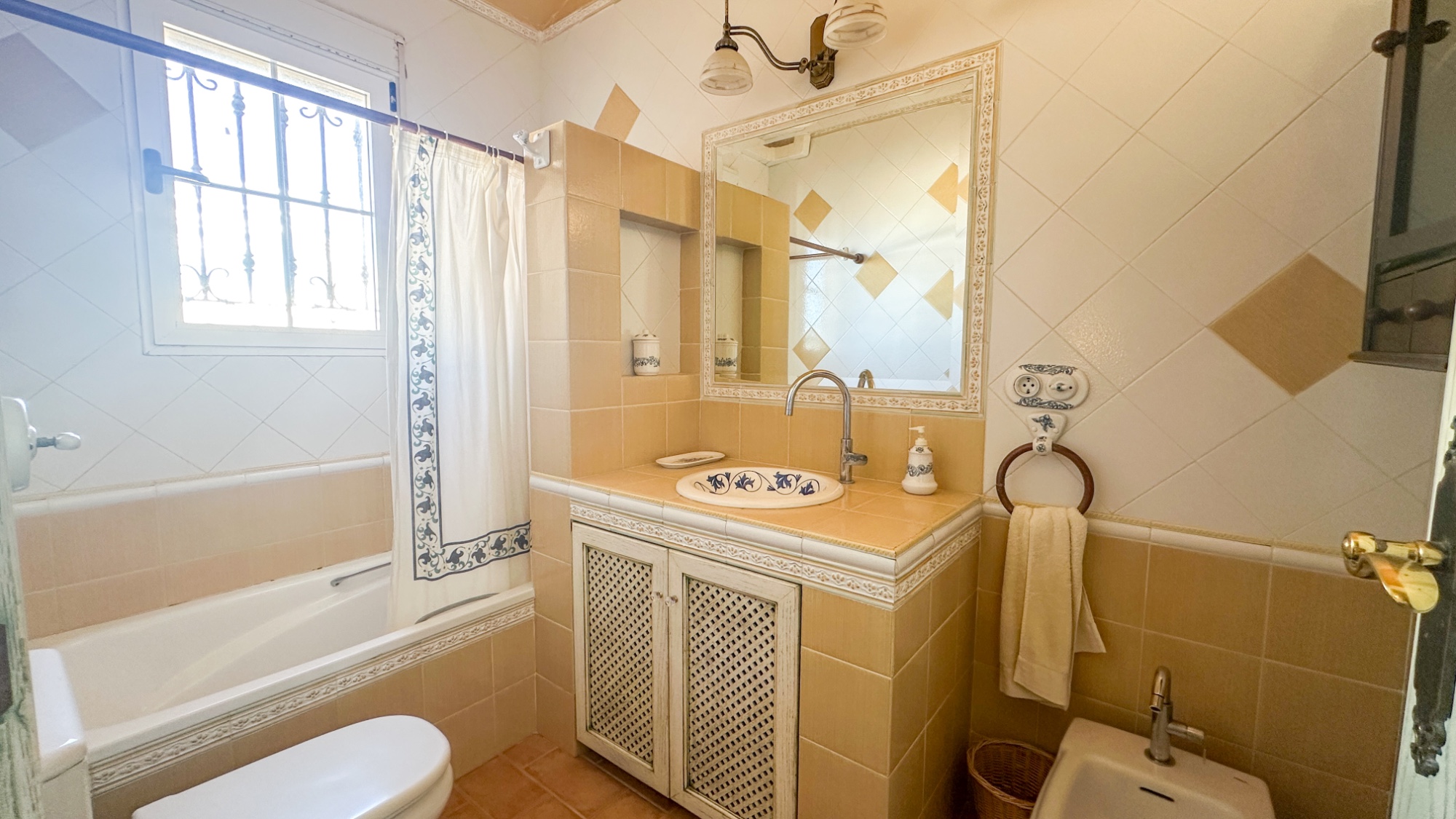 Villa for sale in La Mata, Alicante, Spain