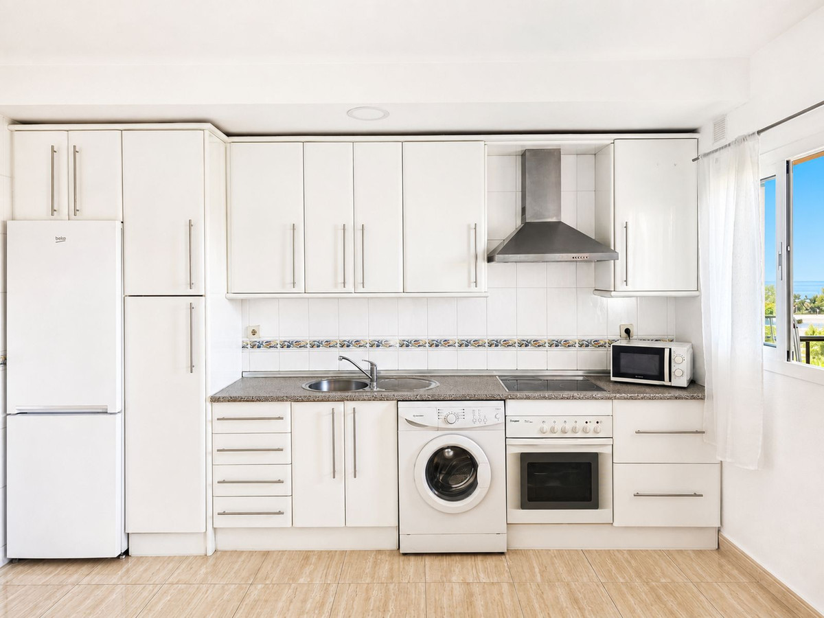 Apartment for sale in San Luis De Sabinillas, Málaga, Spain
