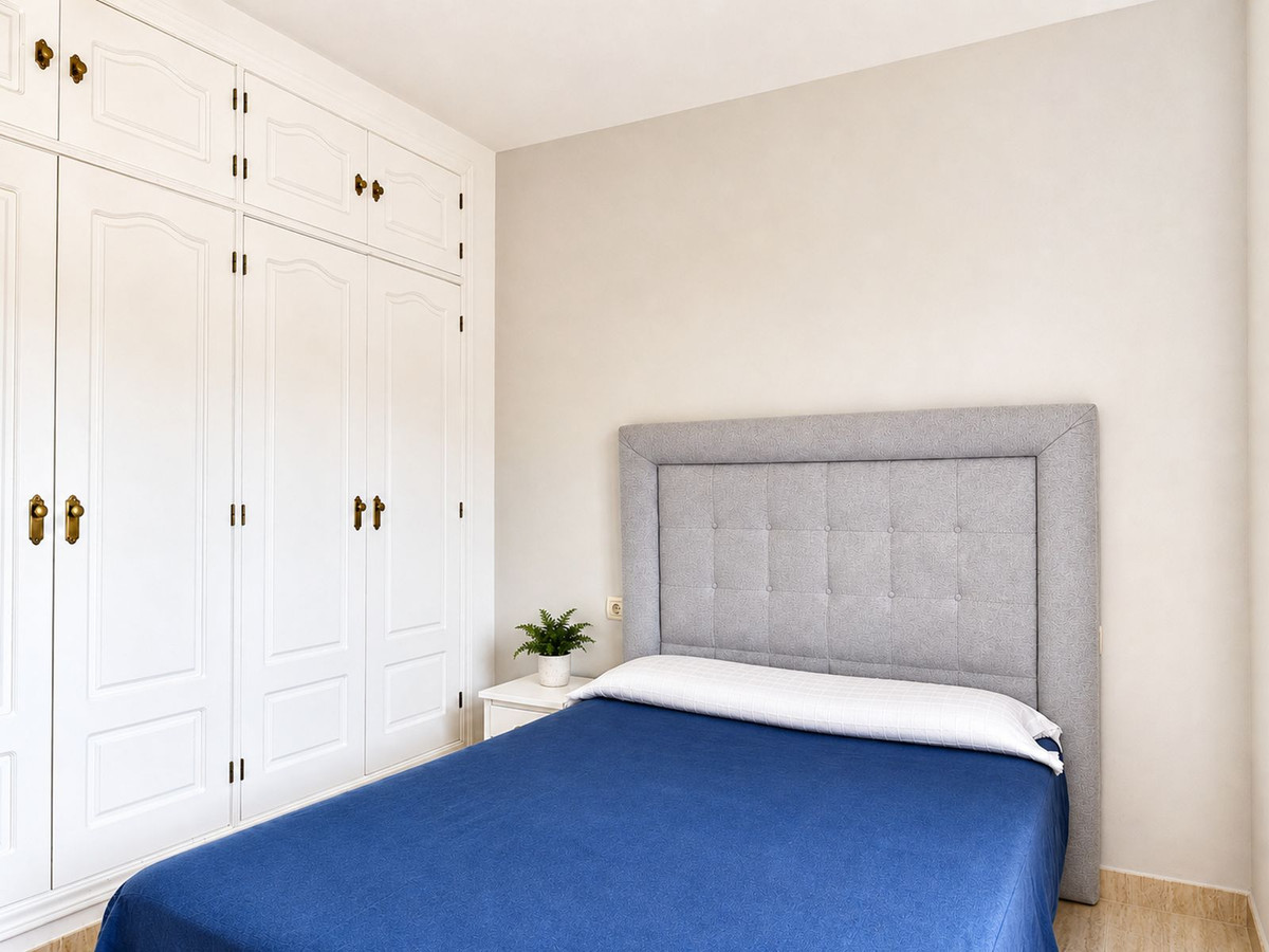 Apartment for sale in San Luis De Sabinillas, Málaga, Spain