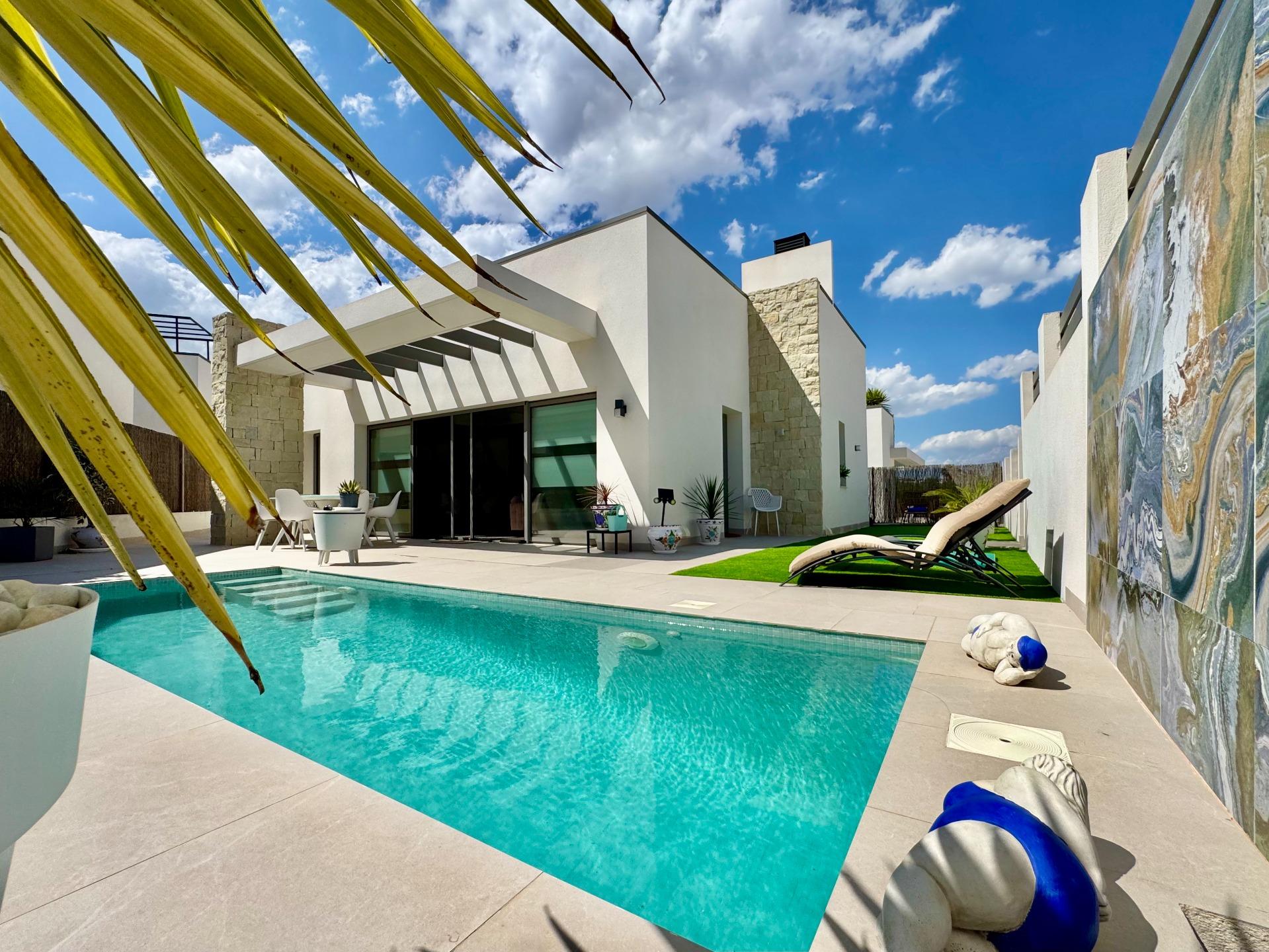 Villa for sale in San Miguel De Salinas, Alicante, Spain