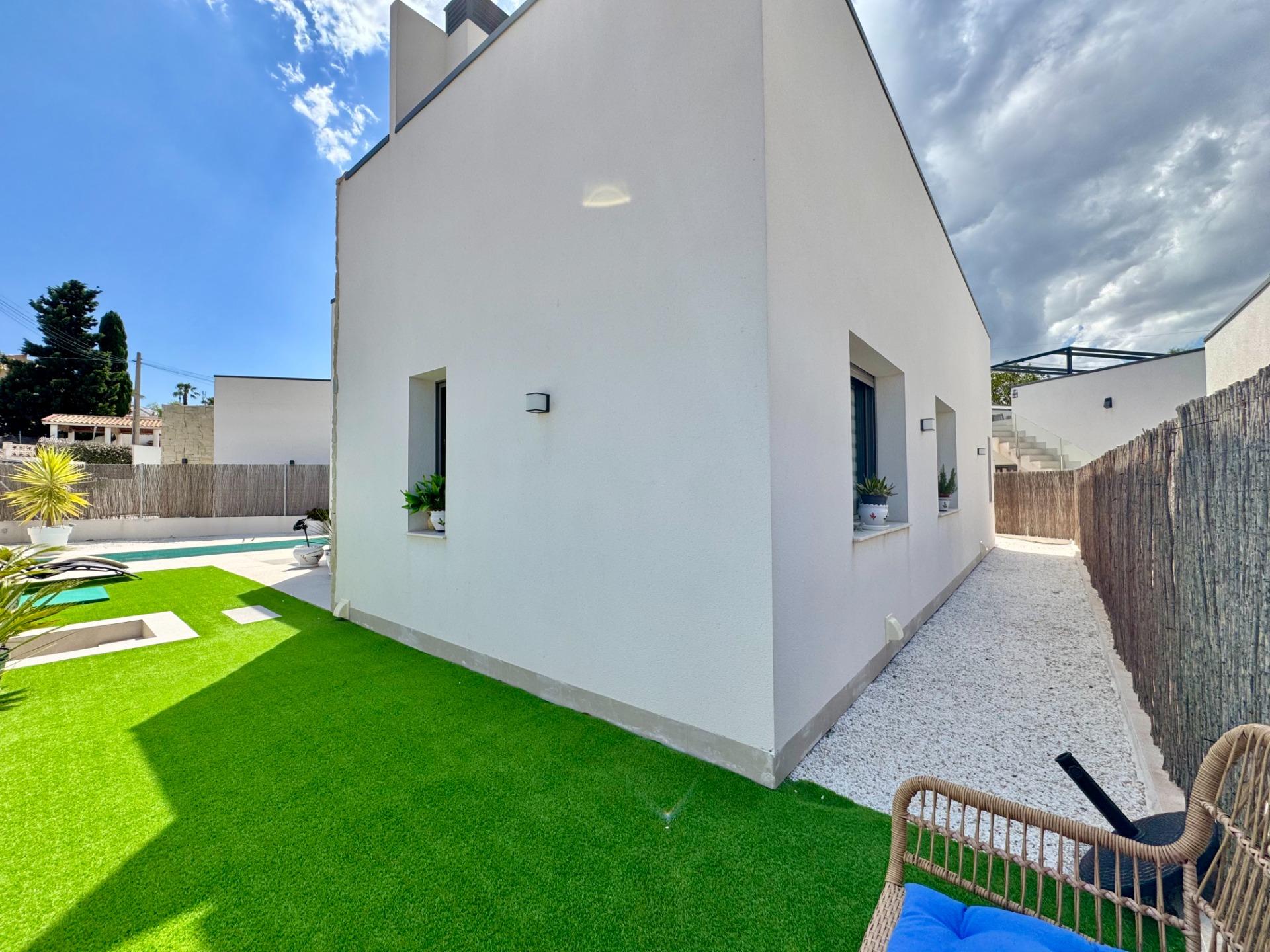 Villa for sale in San Miguel De Salinas, Alicante, Spain