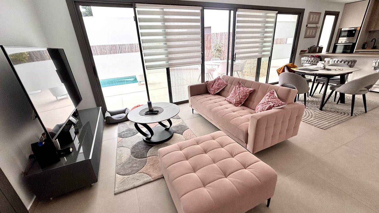 Villa for sale in San Miguel De Salinas, Alicante, Spain