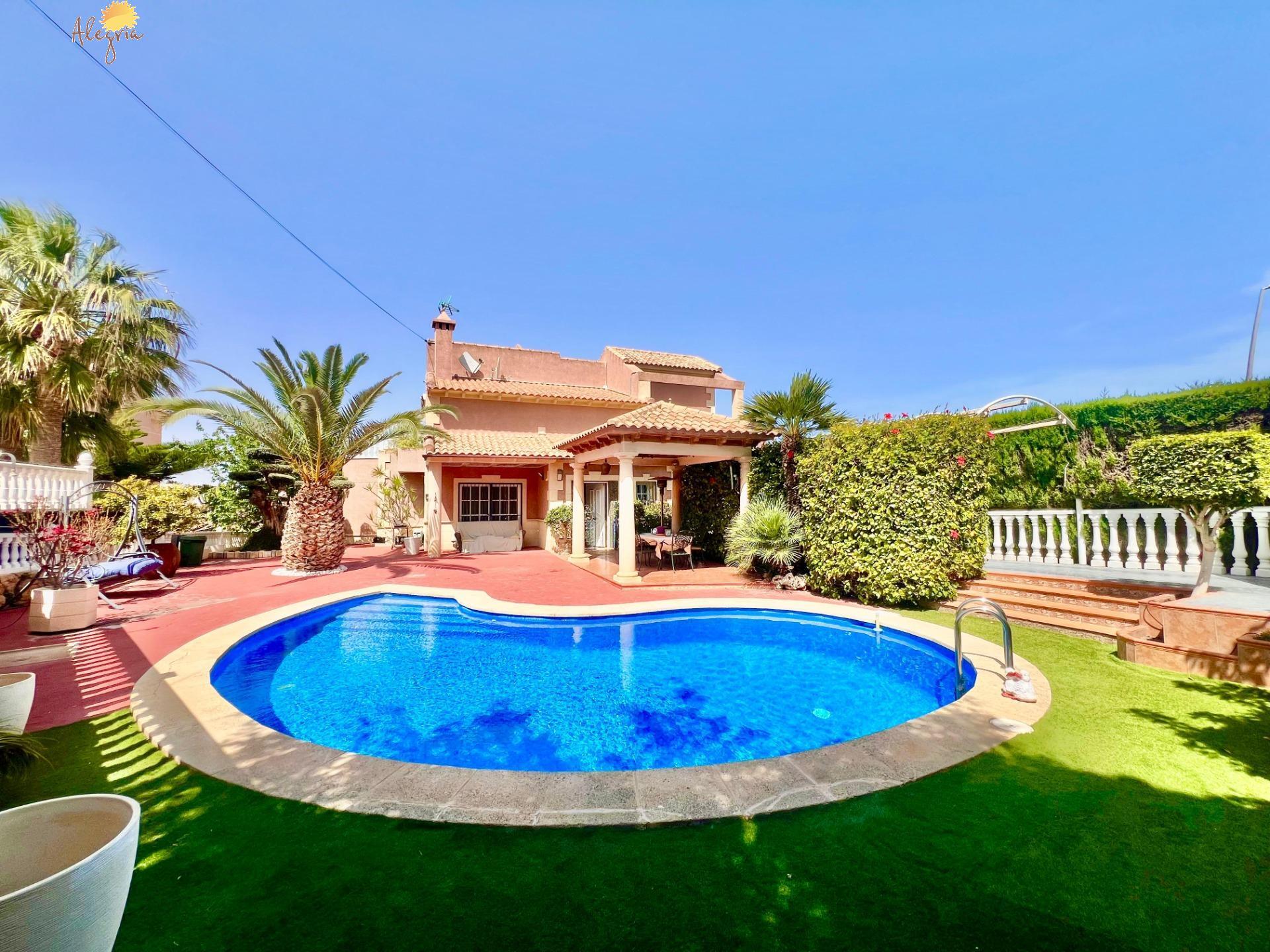 Villa for sale in Torrevieja, Alicante, Spain